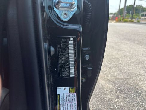Used 2025 Toyota Corolla LE FWD image 23