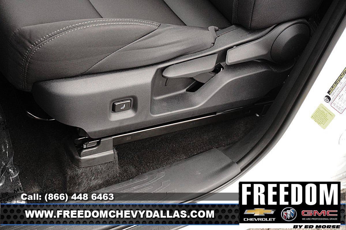 Used 2024 Toyota Tacoma SR5 RWD image 33