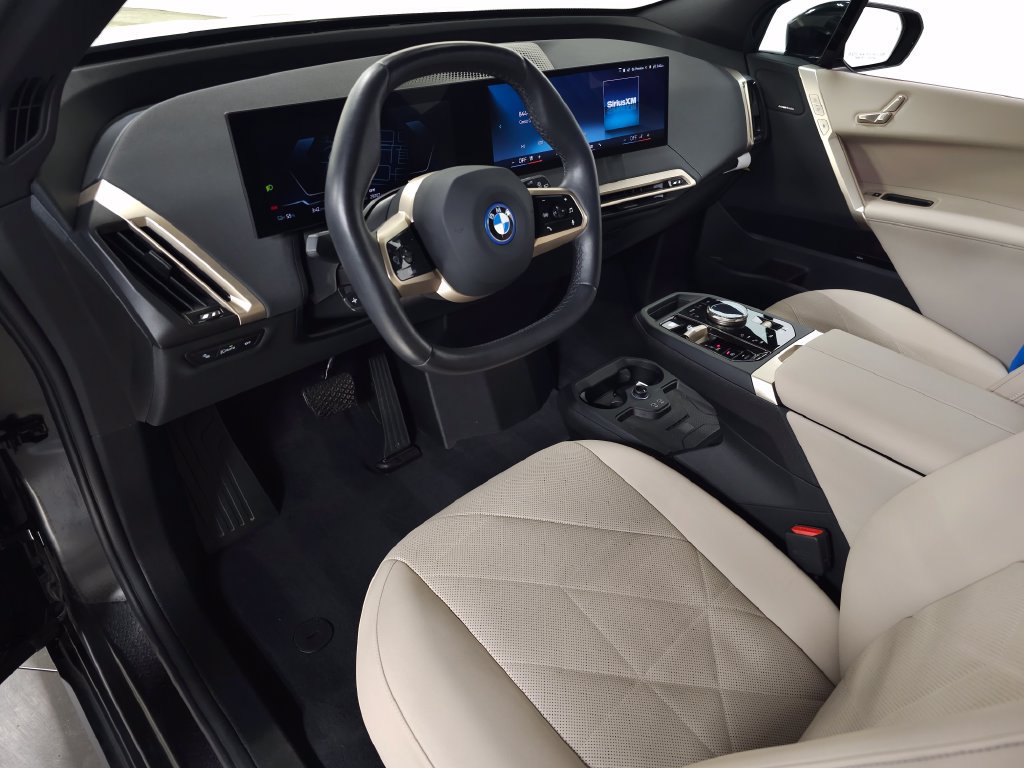 Certified 2024 BMW iX xDrive50 AWD/4WD image 18