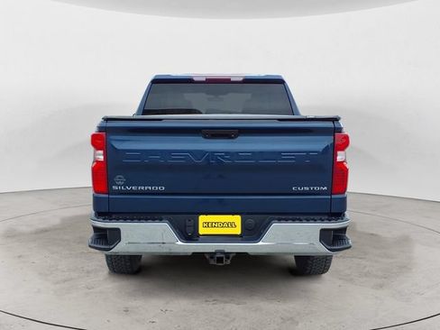 Used 2020 Chevrolet Silverado 1500 LT AWD/4WD image 4