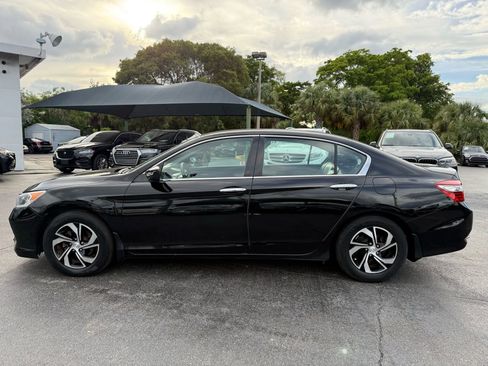 Used 2016 Honda Accord LX image 3