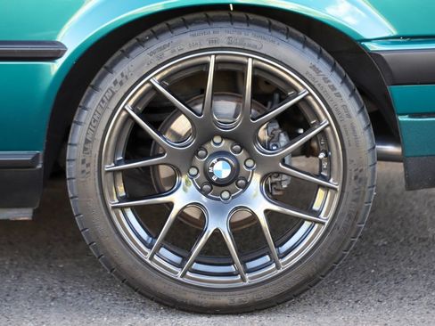 Used 1992 BMW 325i Convertible RWD image 36