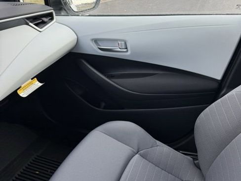 New 2026 Toyota Corolla SE image 29