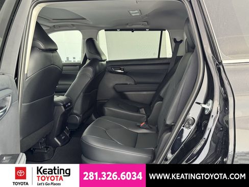 New 2026 Toyota Highlander XLE AWD/4WD image 6