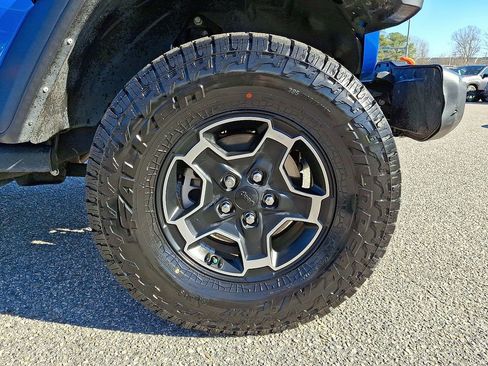 Used 2022 Jeep Gladiator Mojave w/ LED Lighting Group image 9