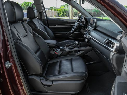 Used 2022 Kia Telluride S AWD/4WD image 35