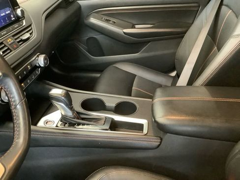 Used 2022 Nissan Altima 2.5 SR image 23