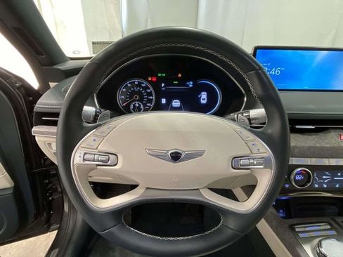 Used 2024 Genesis G80 image 21