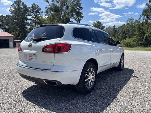 Used 2017 Buick Enclave Leather image 6