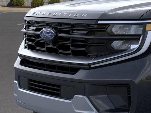 New 2026 Ford Expedition Max Platinum image 17
