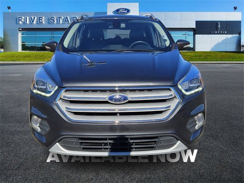 Used 2019 Ford Escape Titanium w/ U9j03 - Titanium Tow Package image 2