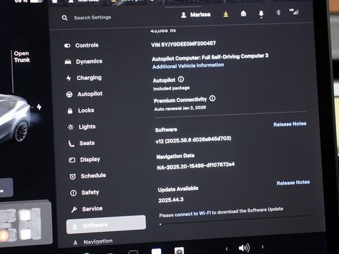 Used 2021 Tesla Model Y Long Range image 18