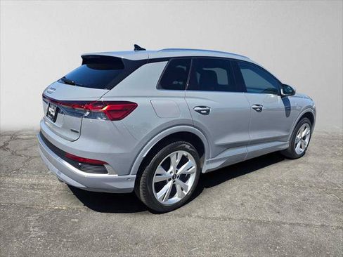 Used 2023 Audi Q4 e-tron Prestige w/ 20" Wheel Package AWD/4WD image 3