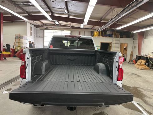 New 2026 Chevrolet Silverado 1500 High Country w/ Technology Package image 28