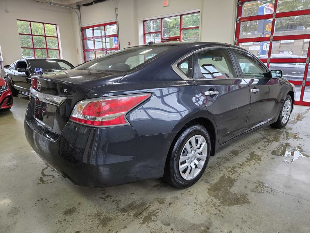 Used 2015 Nissan Altima 2.5 S w/ Power Driver Seat Package FWD image 7