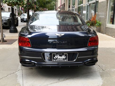 New 2025 Bentley Flying Spur Plug-In Hybrid image 5