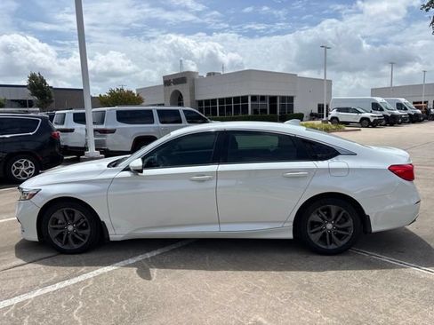 Used 2019 Honda Accord LX image 8
