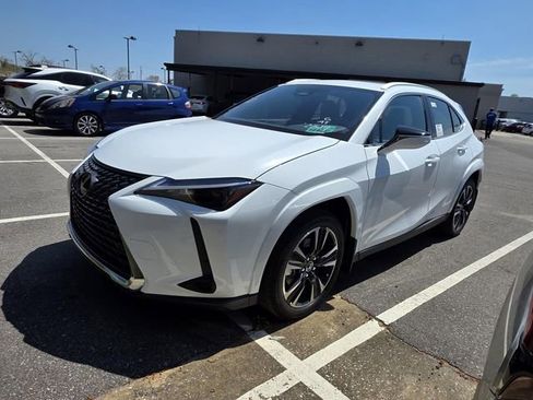New 2026 Lexus UX 300h FWD image 1