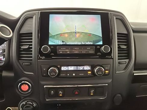 Used 2022 Nissan Titan SV w/ SV Convenience Package AWD/4WD image 25