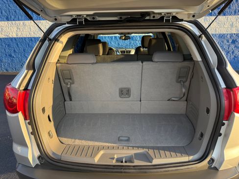 Used 2012 Chevrolet Traverse LS AWD/4WD image 18