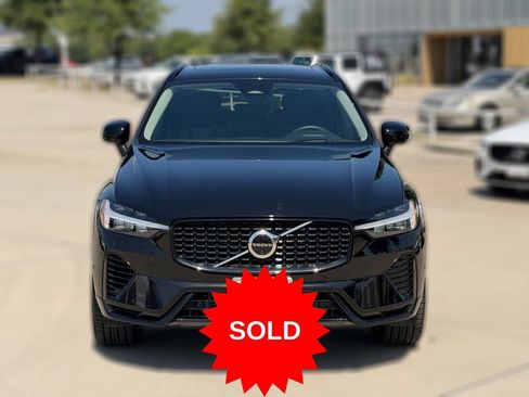 Used 2024 Volvo XC60 T8 Ultimate w/ Protection Package Premier AWD/4WD image 5