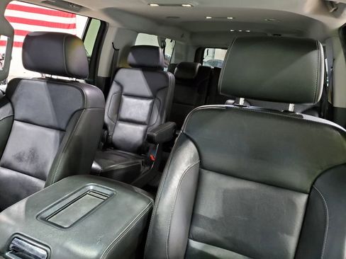 Used 2019 GMC Yukon XL SLT image 41