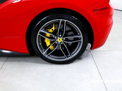 Used 2016 Ferrari 488 GTB RWD image 30
