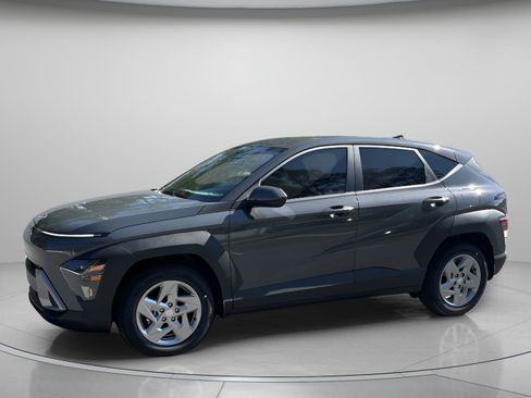 Certified 2026 Hyundai Kona SE FWD image 2