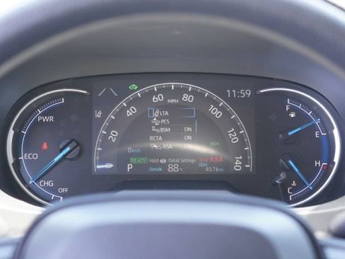Used 2025 Toyota RAV4 LE AWD/4WD image 22
