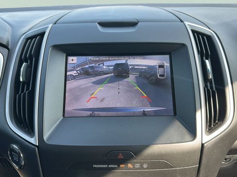 Used 2019 Ford Edge SEL w/ Equipment Group 201A FWD image 16