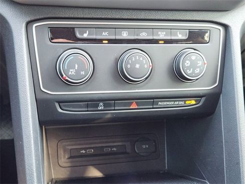 Used 2022 Volkswagen Atlas SE image 19