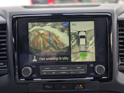 Used 2023 Nissan Frontier PRO-4X w/ Pro Convenience Package image 3