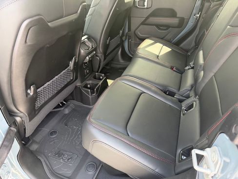 New 2026 Jeep Gladiator Rubicon AWD/4WD image 10