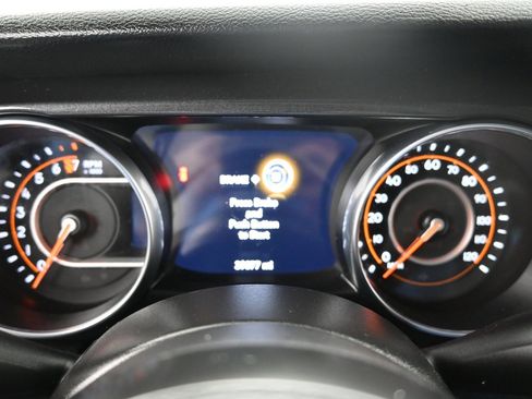 Used 2022 Jeep Wrangler Unlimited Sport AWD/4WD image 12