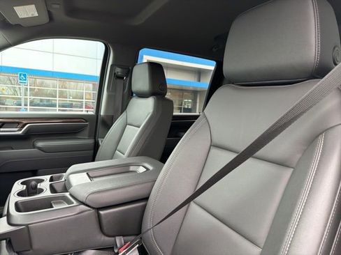 Used 2025 Chevrolet Silverado 2500 LT w/ Trail Boss Package image 10