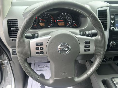 Used 2019 Nissan Frontier SV AWD/4WD image 14