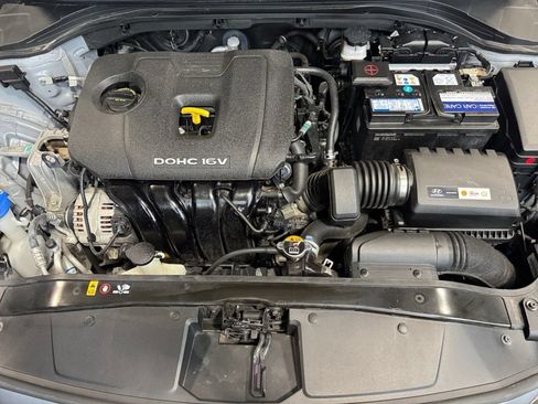 Used 2017 Hyundai Elantra Limited FWD image 22