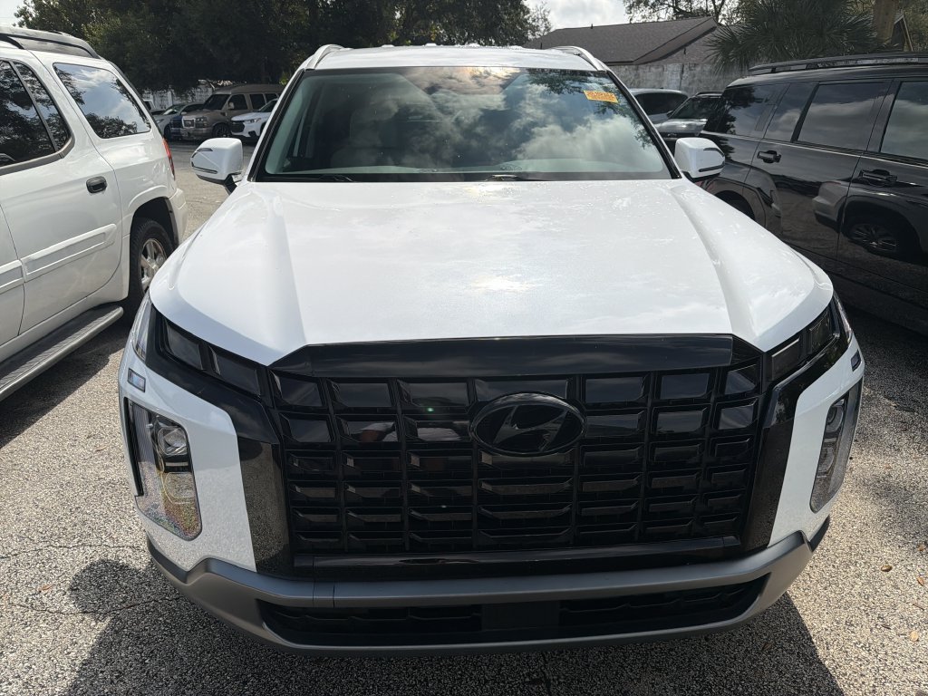 Used 2025 Hyundai Palisade SEL FWD image 2