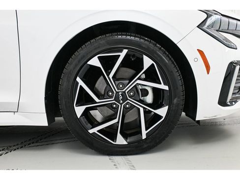 Used 2025 Kia K5 EX FWD image 10