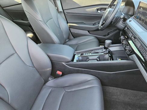 Used 2025 Honda Accord Sport image 14