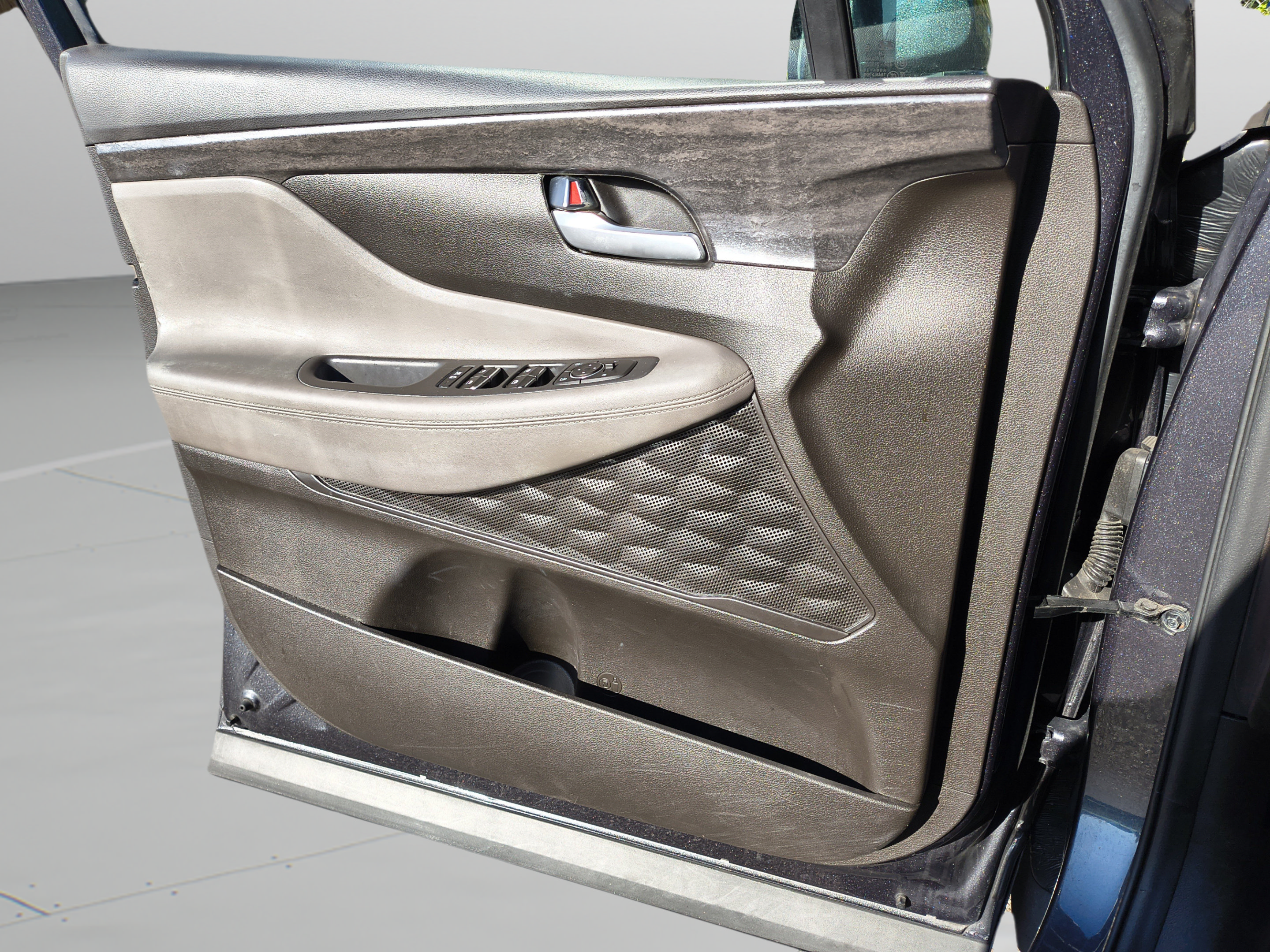 Used 2020 Hyundai Santa Fe SEL FWD image 21