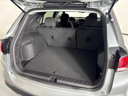 Used 2023 Chevrolet Equinox LT FWD image 19