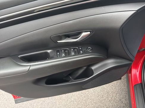 Used 2022 Hyundai Tucson SEL image 15