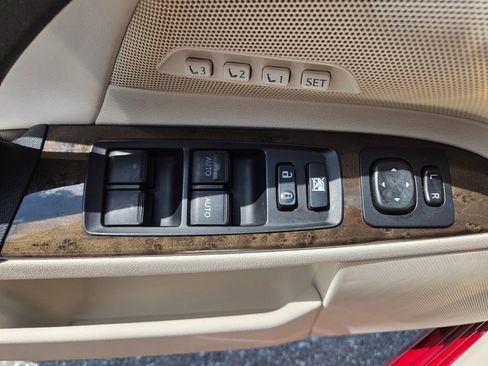 Used 2010 Lexus IS 250C RWD image 28