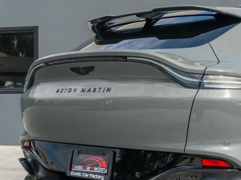 Used 2025 Aston Martin DBX 707 image 40