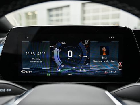 New 2026 Chevrolet Equinox EV LT image 22