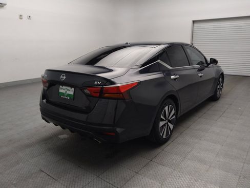 Used 2019 Nissan Altima 2.5 SV FWD image 9