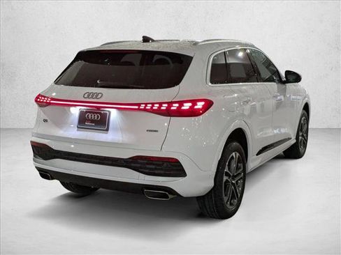 New 2025 Audi Q5 Premium AWD/4WD image 2