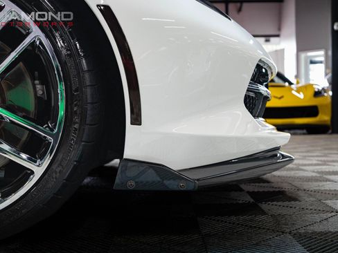 Used 2019 Chevrolet Corvette Stingray Coupe RWD image 34