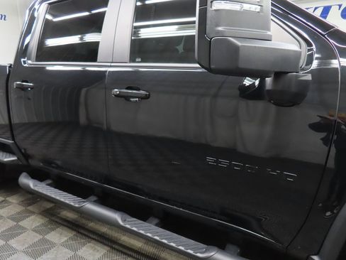 Used 2024 Chevrolet Silverado 2500 LT w/ Midnight Edition image 38